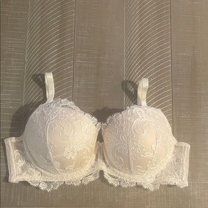 Victoria's Secret Ivory Lace Demi Bra